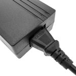 Fuente de alimentación de sobremesa. Adaptador de 220 VAC a 9 V y 5 A - VF03900 - 06