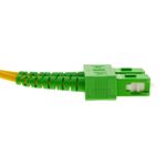 Cable de fibra óptica SC/PC a SC/APC monomodo duplex 9/125 de 3 m OS2 - FK01400 - 06