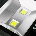 Foco LED IP65 100W 8500LM con fijación orientable - SA05G00 - 02