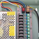 Fuente de alimentación centralizada de 18 puertos de 12VDC 20A - SJ08000 - 04