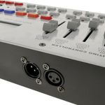 Controlador DMX 512 de 8 deslizadores 5U - XC00200 - 07