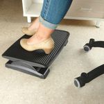 Reposapiés con plataforma ajustable de plástico negro 450 x 350 mm - AG00400 - 08