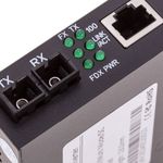 Conversor de fibra óptica 100 Mbps multimodo de SC a RJ45 a 2Km - UF00100 - 04
