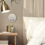Piloto de luz LED nocturna redondo de tipo enchufe con sensor crepuscular 230VAC y 2 x USB - NB02700 - 02