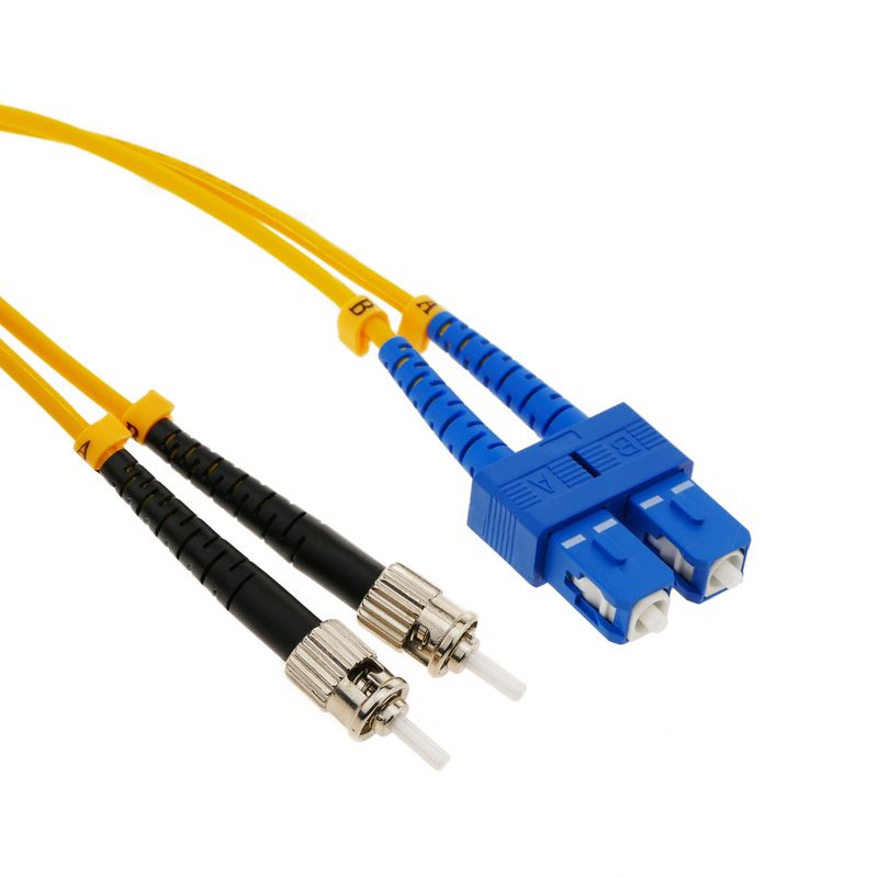 Cable de fibra óptica ST a SC monomodo duplex 9/125 de 25 m OS2 - FD03900 - 01